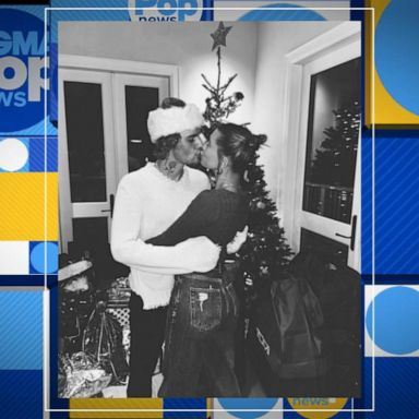 VIDEO: Justin Bieber's Christmas kiss and dance