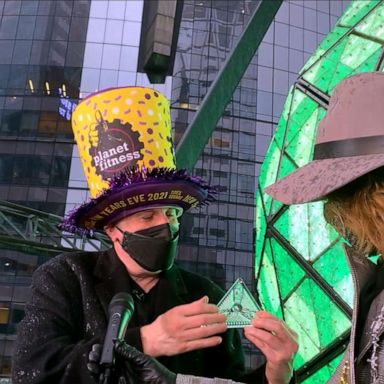 VIDEO: Iconic Times Square ball to still ring in new year