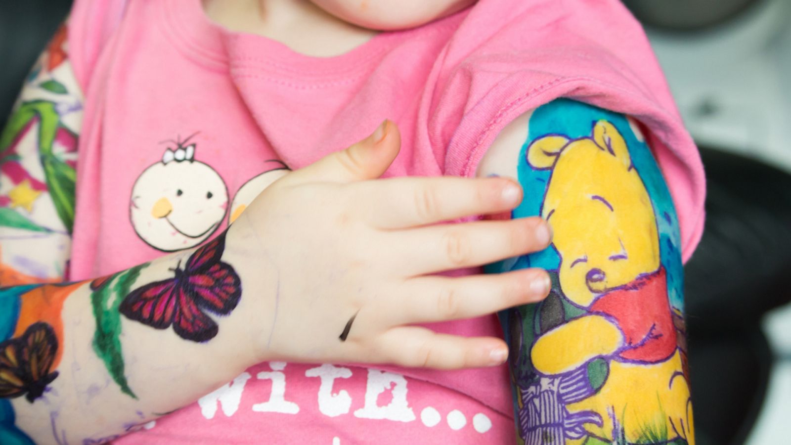 VIDEO: 3-year-old fighting cancer gets magical Disney 'tattoos' to be just like dad