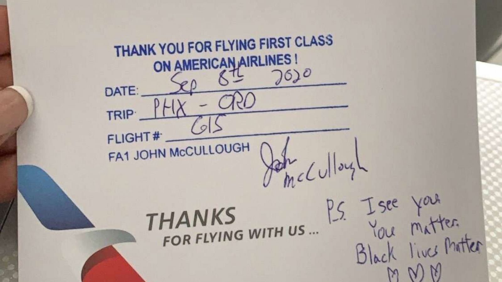 PHOTO: Kelle Edwards received this note on an American Airlines flight.