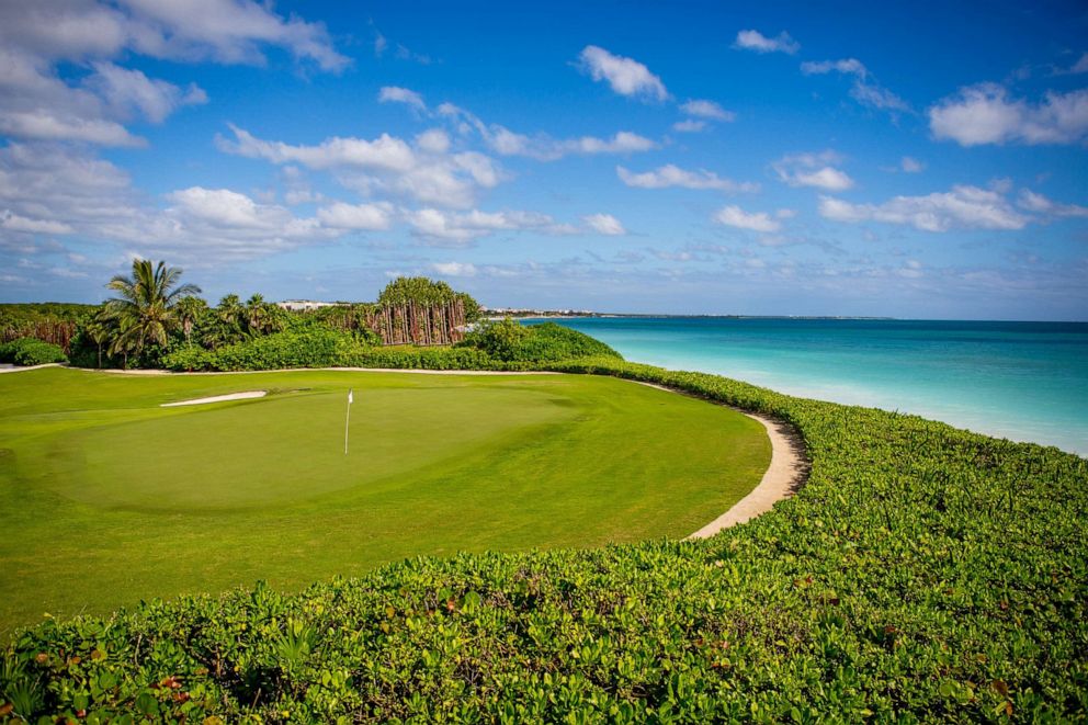 PHOTO: Golf course El Camaleon at Banyan Tree Mayakoba. 