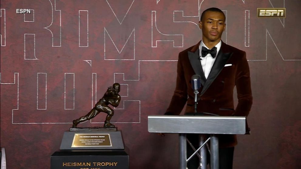 Alabama's DeVonta Smith becomes 1st WR to win Heisman in 29 years