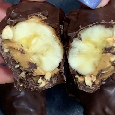 VIDEO: These chocolate covered peanut butter bananas are a healthy and easy snack