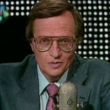 VIDEO: Tributes pour in honoring broadcasting legend Larry King