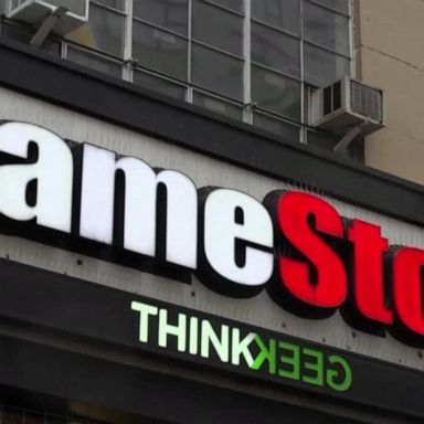 VIDEO: Wall Street up in arms after amateur traders send GameStop stock soaring