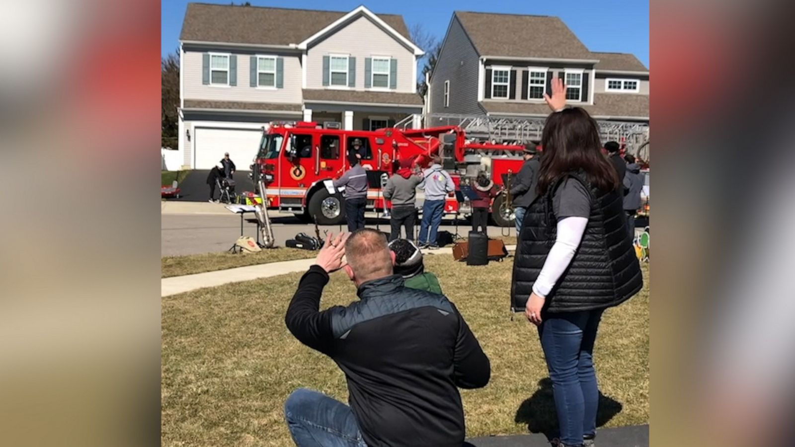 VIDEO: Community surprises little boy with parade to celebrate his last day of chemo