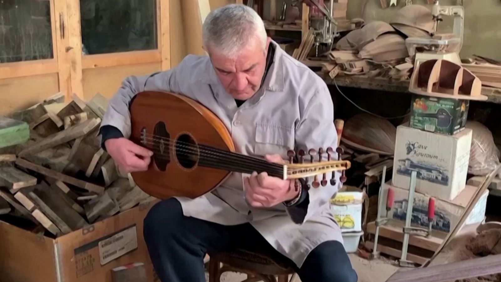VIDEO: Retired professor keeps tradition alive with handcrafted instruments