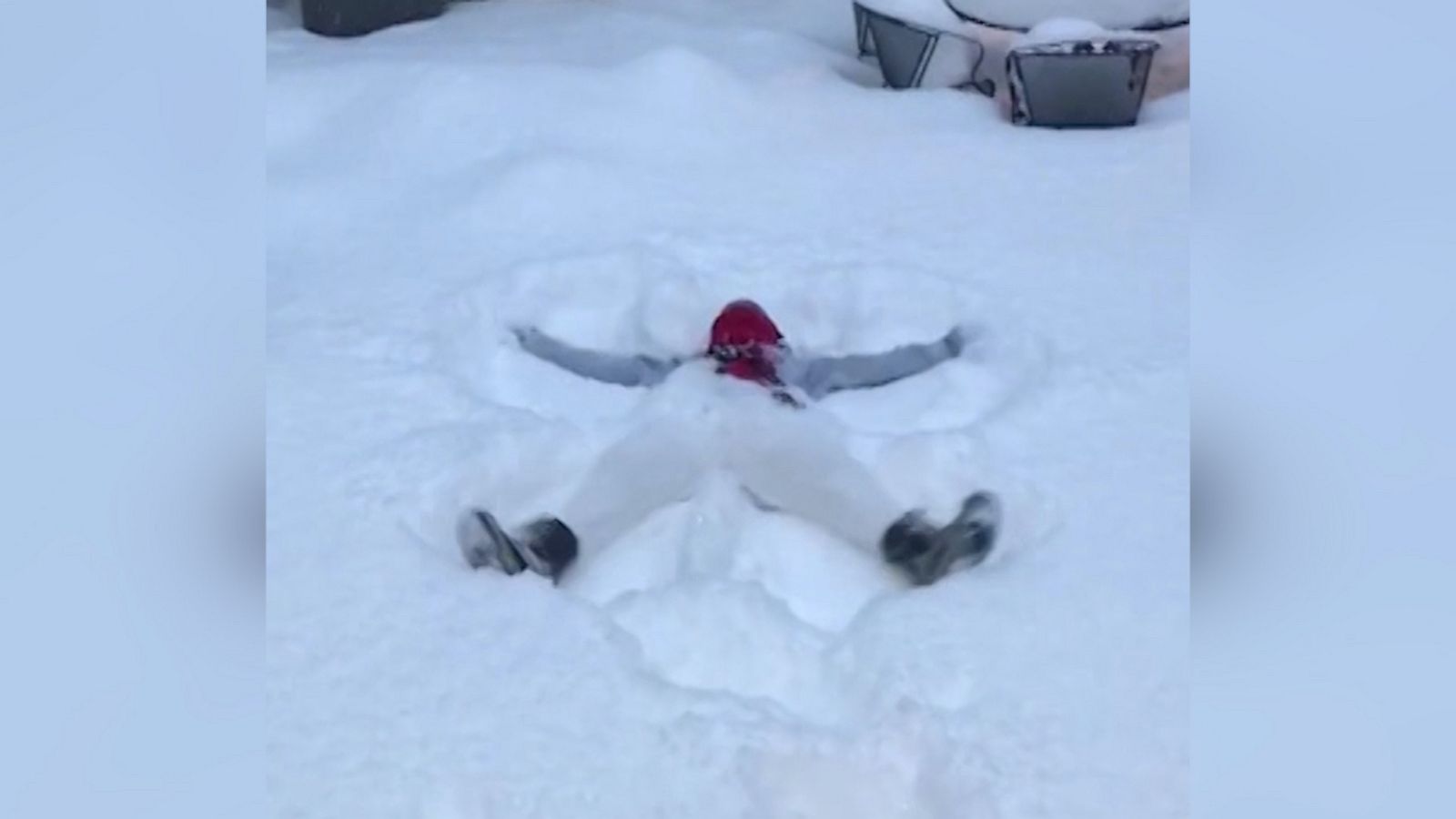 VIDEO: Chicagoans get creative taking Special Olympics Polar Plunge virtual