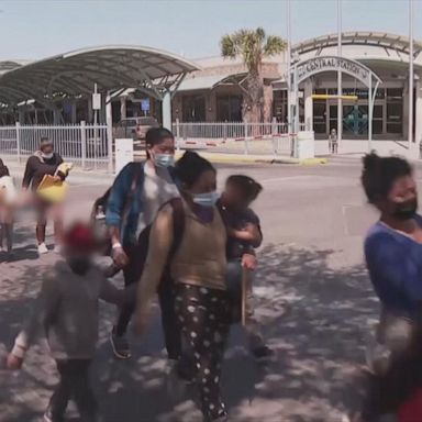 VIDEO: Migrant numbers surge near southern border