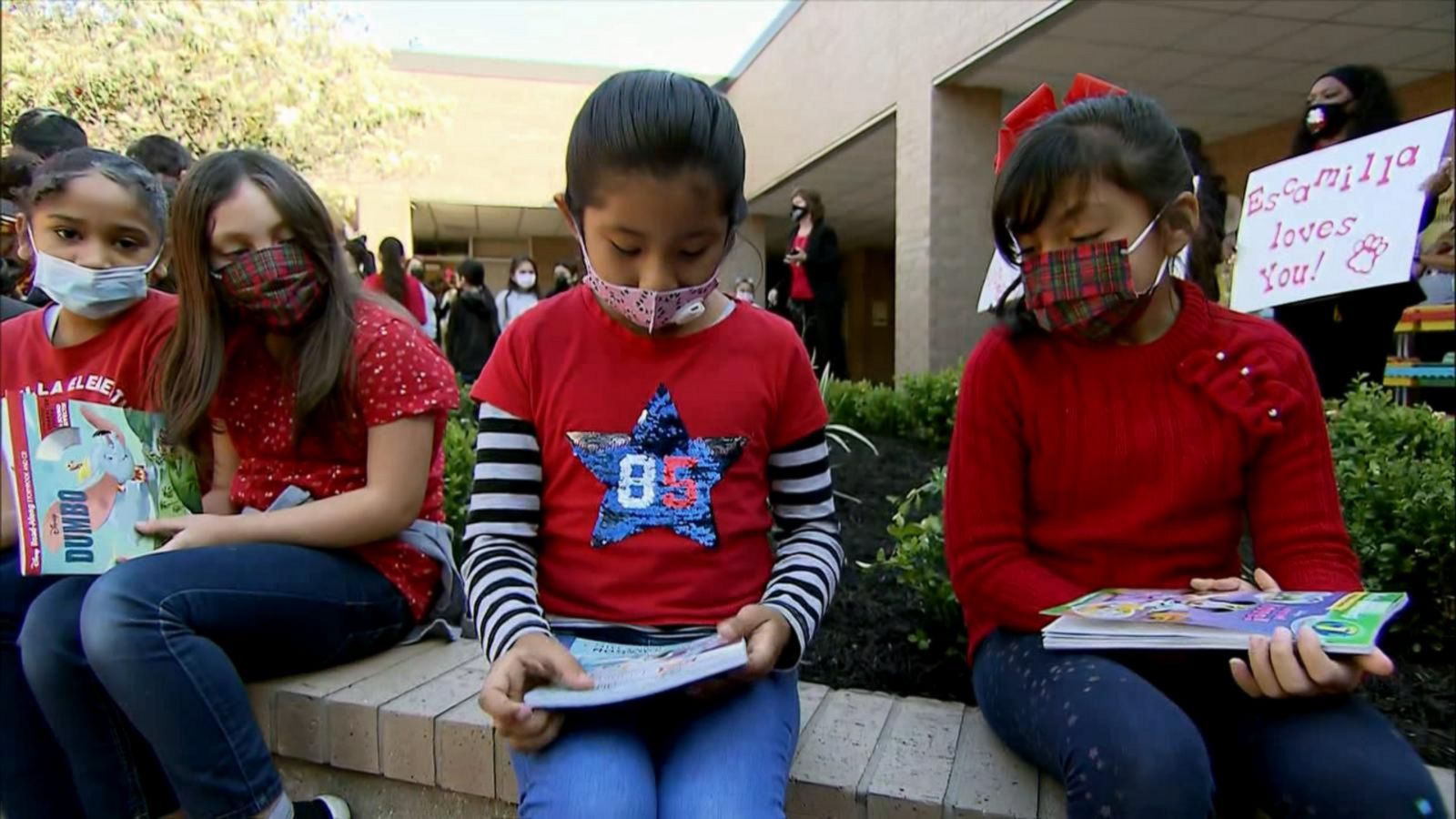 VIDEO: The magic of storytelling: Escamilla elementary receives 1,300 books