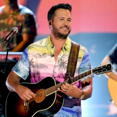 VIDEO: Luke Bryan performs ‘Up’ on ‘GMA3’