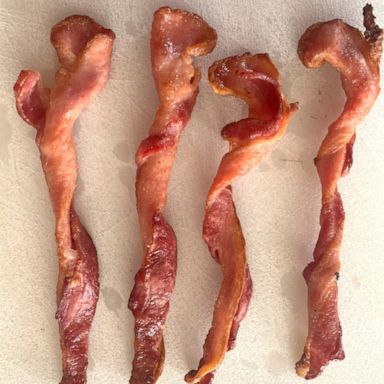 VIDEO: Twisted bacon hack is the new perfect way to cook bacon