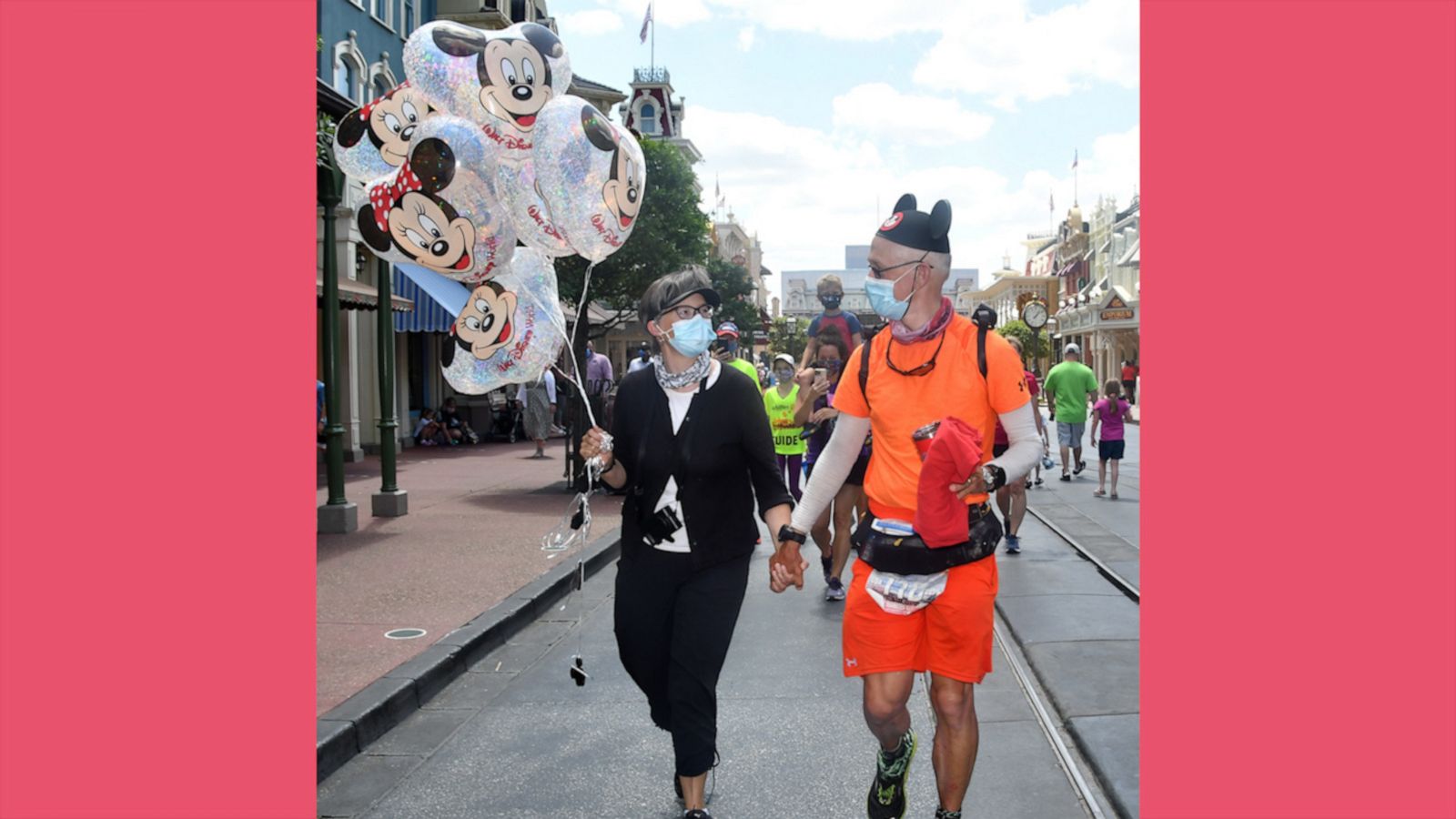 VIDEO: Man with diabetes becomes 1st person to run from Disneyland to Disney World