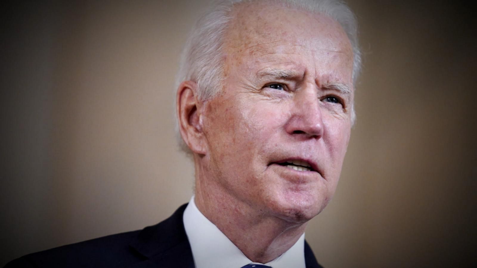 VIDEO: Biden seeks to reduce US carbon emissions in half by 2030