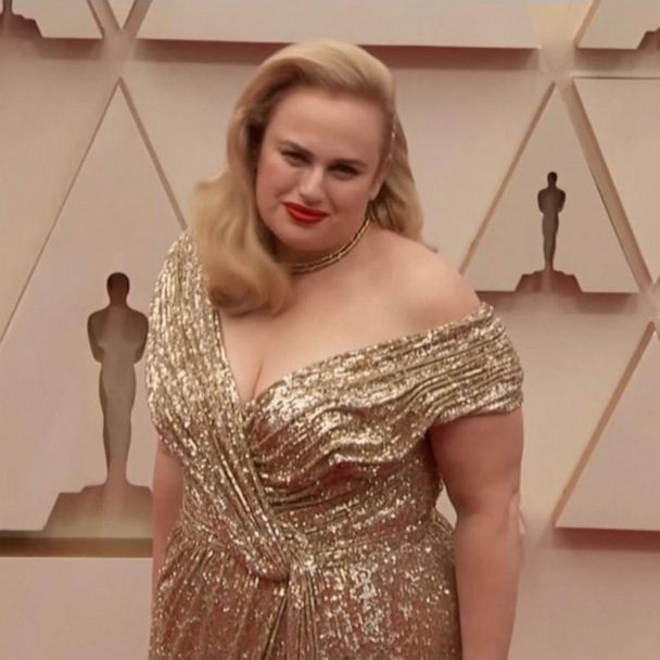 Rebel Wilson reunites with 'Pitch Perfect' co-stars for birthday beach pic  - Good Morning America