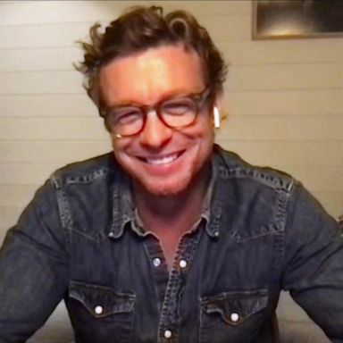 VIDEO: Simon Baker hasn’t seen ‘The Devil Wears Prada’