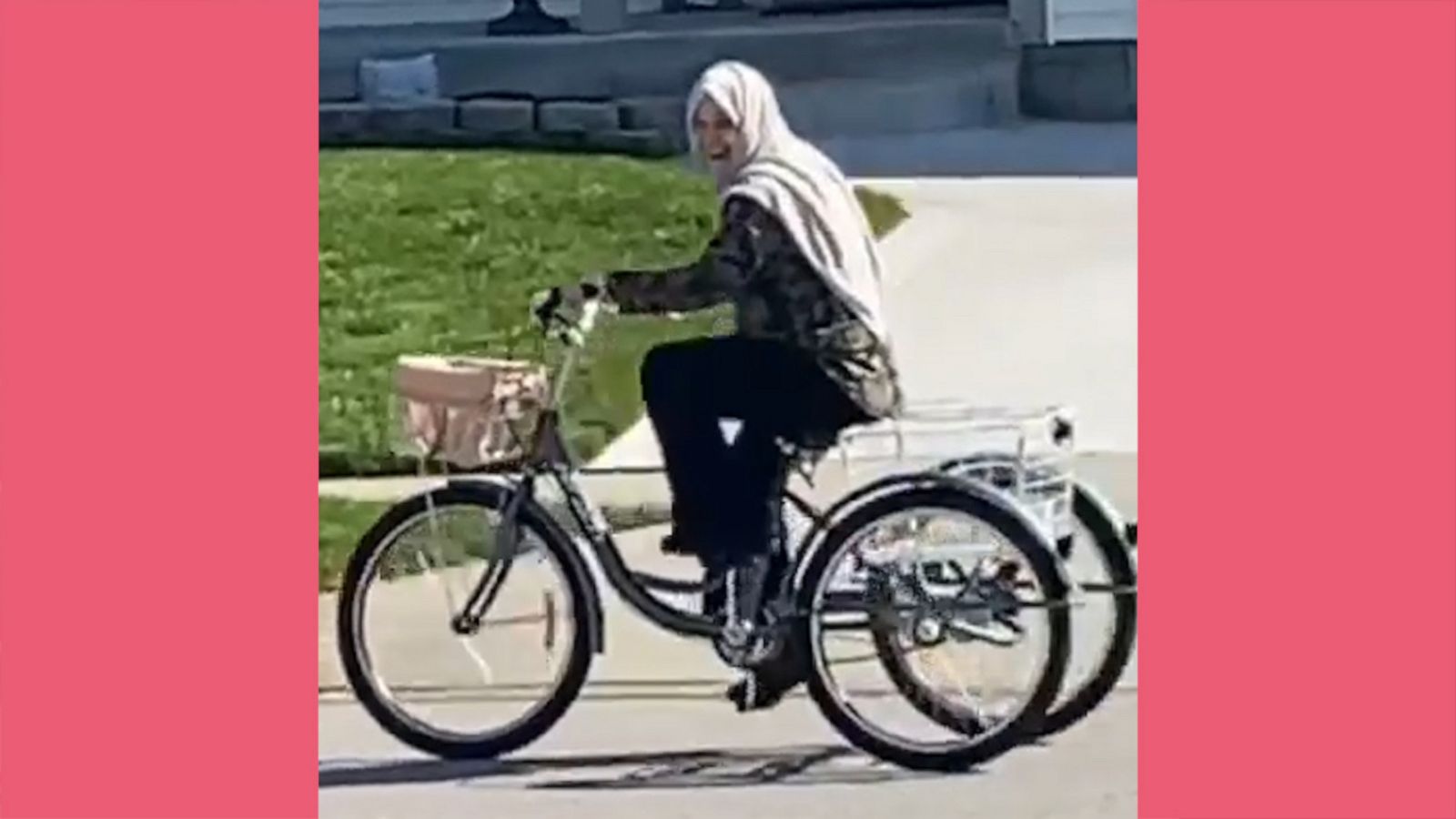 VIDEO: Family surprises mom with her first bicycle and her reaction was priceless