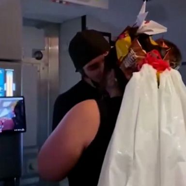 VIDEO: Flight attendant gives soon-to-be husband and wife a special mock ceremony 