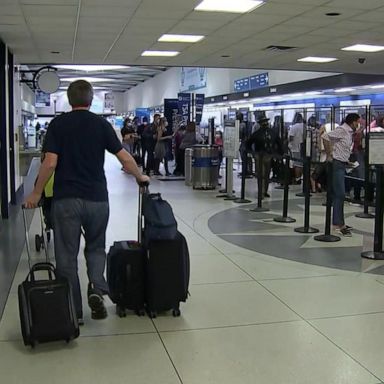 VIDEO: US sees its busiest travel season since start of pandemic