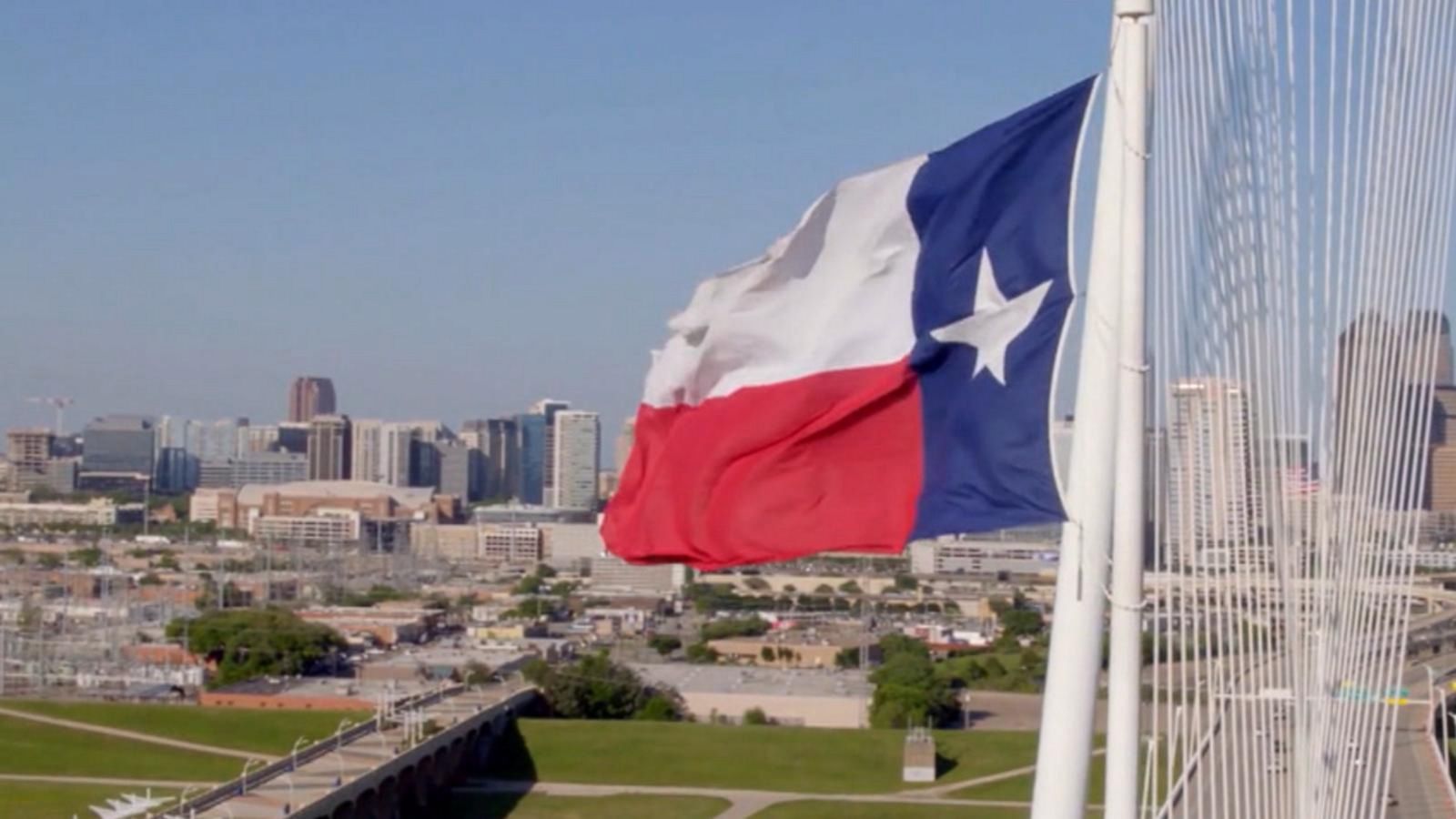 VIDEO: Texas Democrats block restrictive voting bill with staged walkout