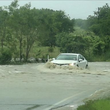 VIDEO: Flash floods leave path of destruction in Texas