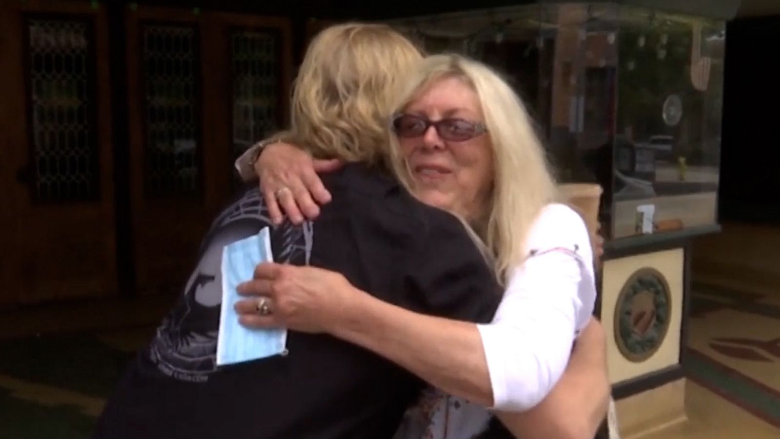 VIDEO: ‘I’m shaking.’ Woman has lost wallet returned after 46 years