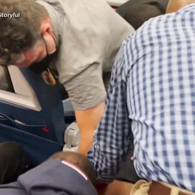 VIDEO: A passenger forces Delta flight to make an emergency landing in Oklahoma City