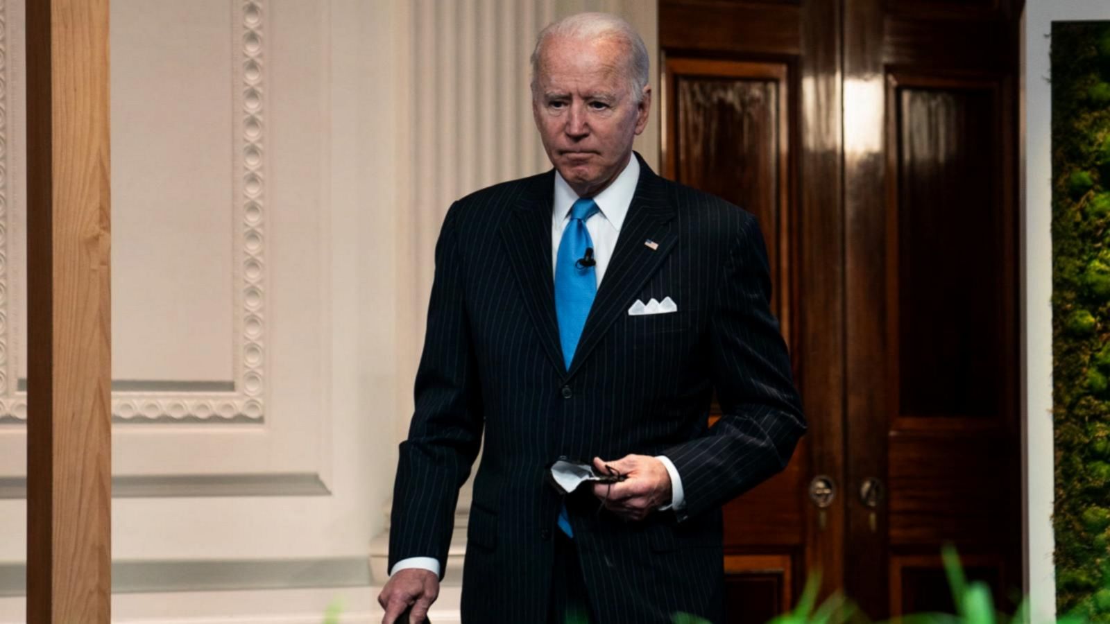 VIDEO: Biden faces week full of voting rights, infrastructure talks