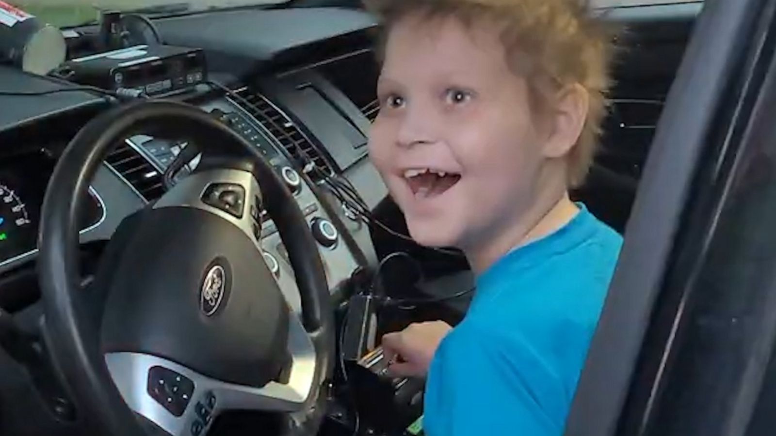 VIDEO: Police teach boy who’s cancer is in remission how to use a police siren