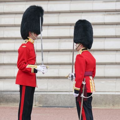 VIDEO: Changing of the Guard returns to Buckingham Palace