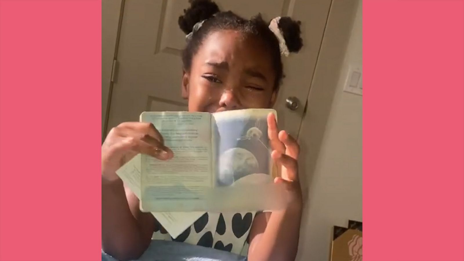 VIDEO: 5-year-old girl thinks mom’s passport proves she’s an alien