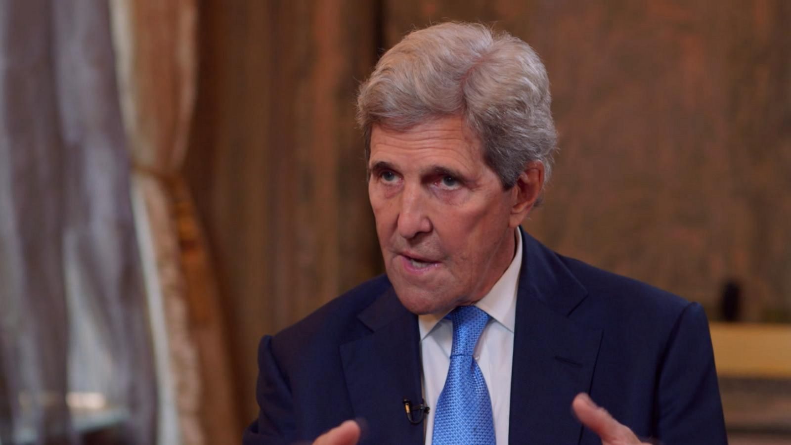 VIDEO: John Kerry and Ginger Zee talk weather ahead of climate change conference