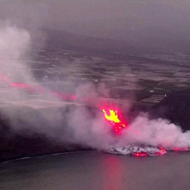 VIDEO: Toxic gas from La Palma volcano eruption threatens island