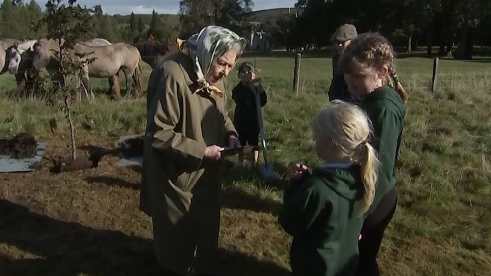 VIDEO: Queen Elizabeth II and her son Prince Charles plant a tree for her Platinum Jubilee