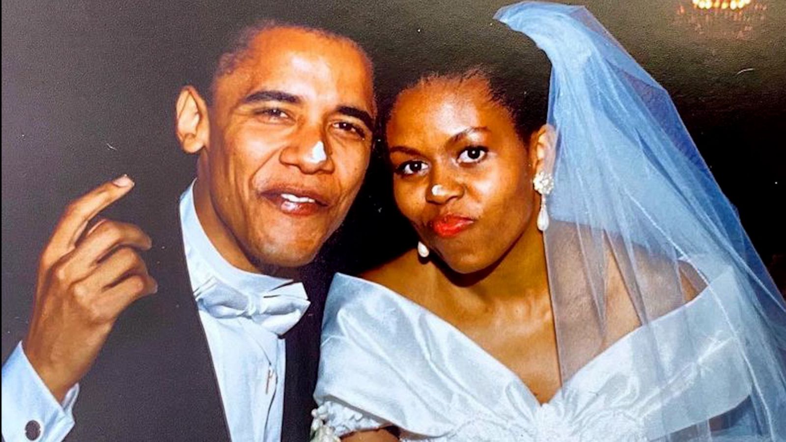 VIDEO: Happy Anniversary Barack and Michelle Obama