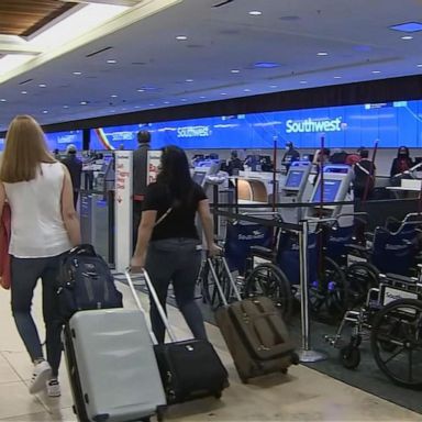 VIDEO: Southwest Airlines cancellations leave hundreds of travelers stranded