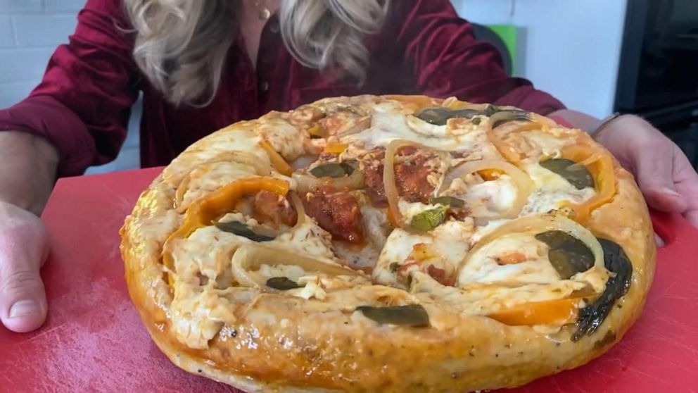 VIDEO: Easy pizza and more weeknight dinners from the most viral influencers