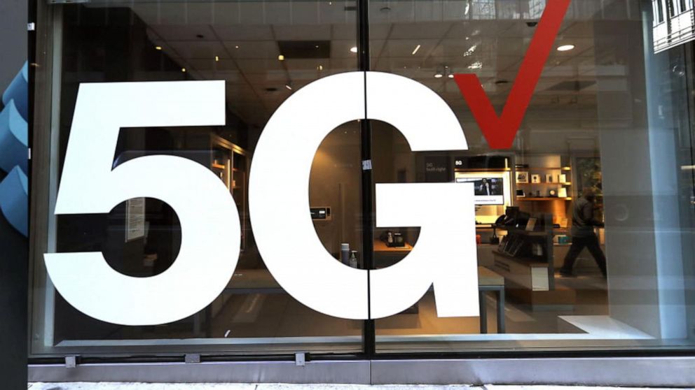 AT&T, Verizon reject U.S. request to delay 5G wireless plans