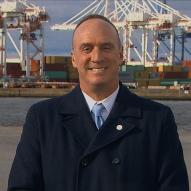 VIDEO: Explaining the supply-chain problem at the ports 