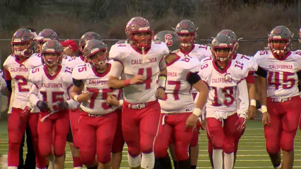 California School for the Deaf in Riverside: Football team beats rivals by  big margins