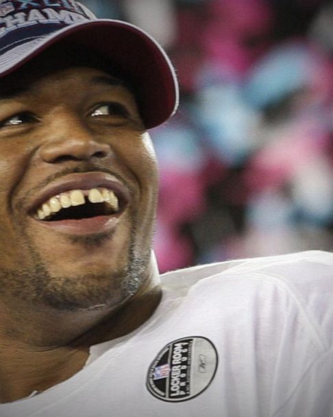 Michael Strahan to officially have number retired by New York