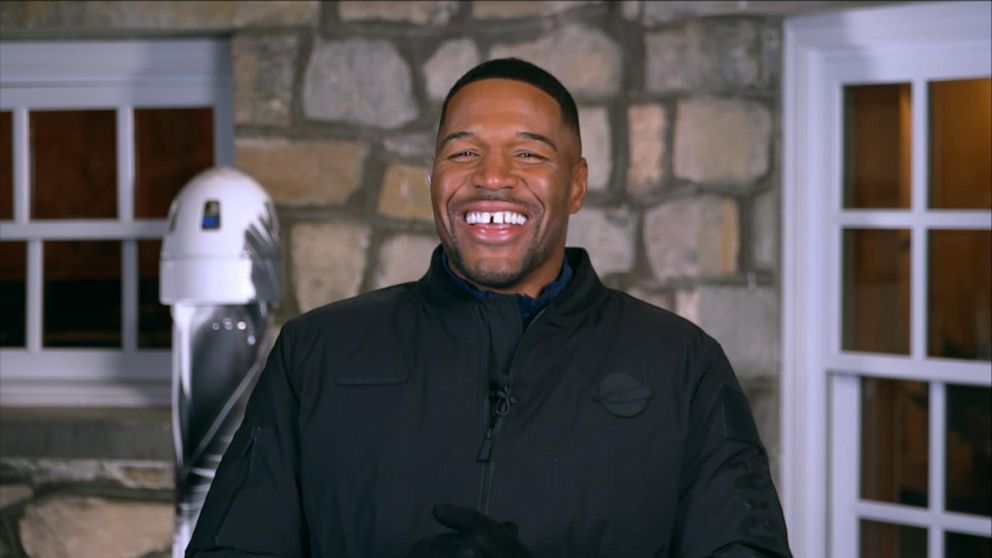 Behind the Scenes from Michael Strahan's Jersey Retirement