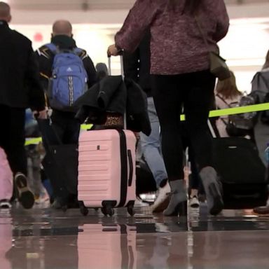 VIDEO: Airline CEOs to testify before Congress ahead of holiday travel crunch