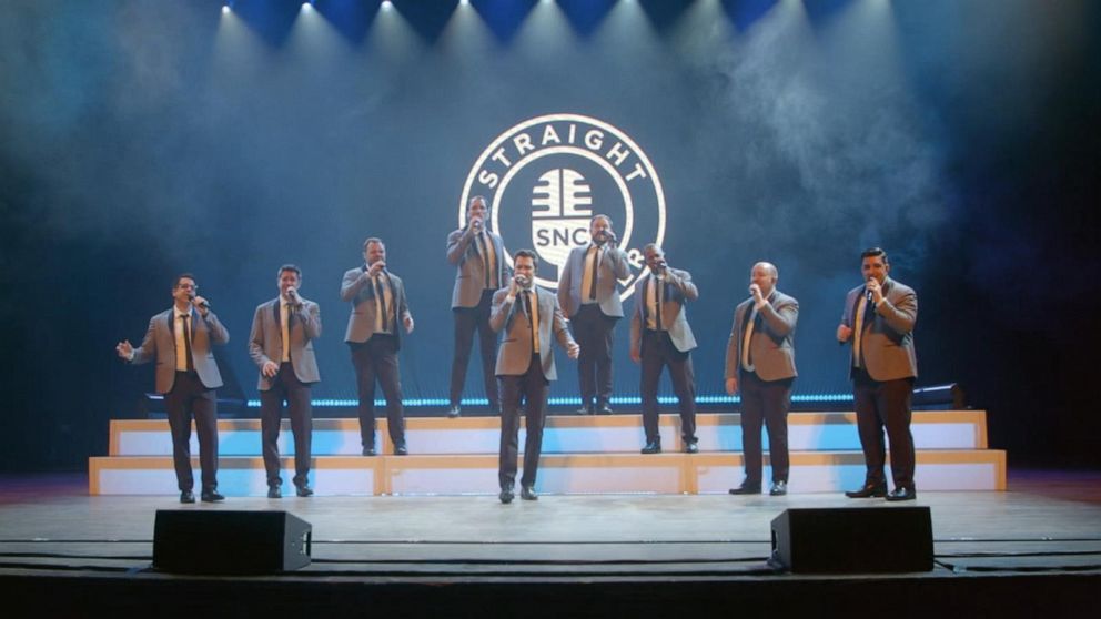 Video Straight No Chaser performs 'Auld Lang Syne' ABC News