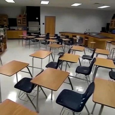 VIDEO: Chicago schools closed for 4th day as omicron persists 