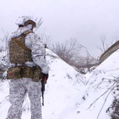 VIDEO: Thousands of heavily armed Russian troops mass near Ukraine border