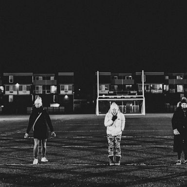 VIDEO: Moms gather on field for a 'primal scream' to let out pandemic emotions