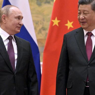 VIDEO: Putin meets with Chinese president as Ukraine tensions rise