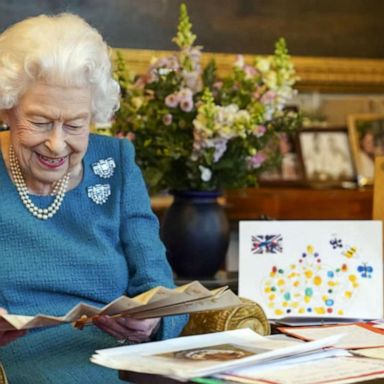 VIDEO: Queen Elizabeth celebrates 70 years as British monarch