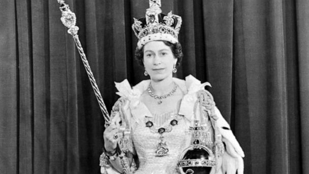 Video Queen Elizabeth celebrates 70 years on the throne - ABC News